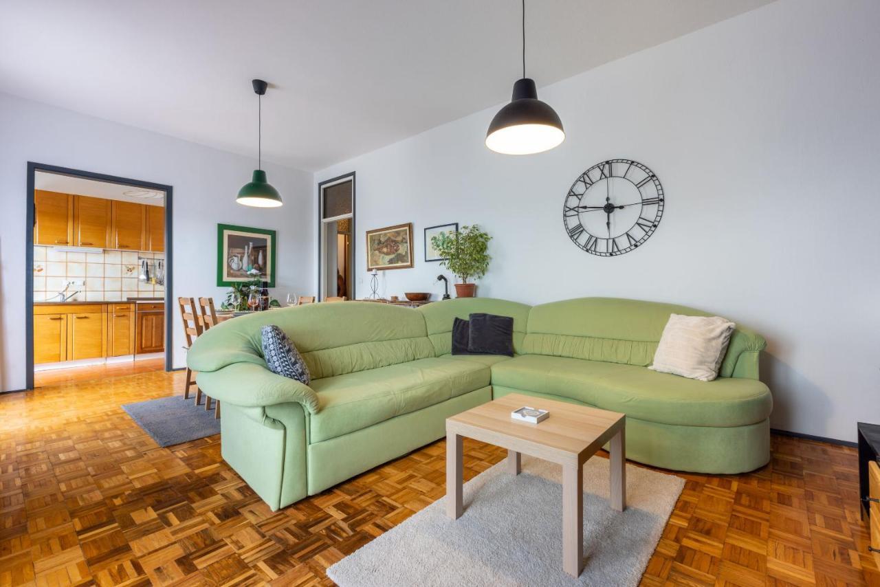Apartment Suzy Dramalj Ngoại thất bức ảnh