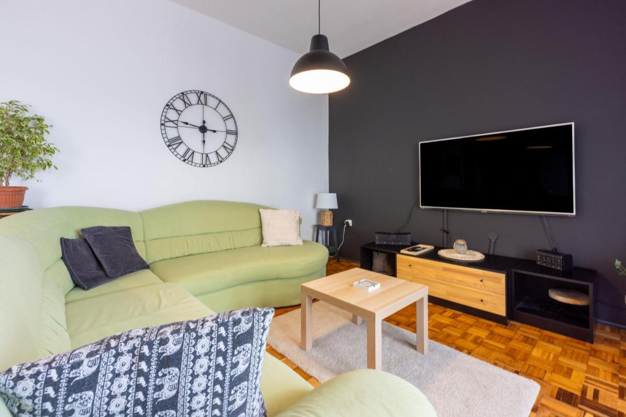 Apartment Suzy Dramalj Ngoại thất bức ảnh